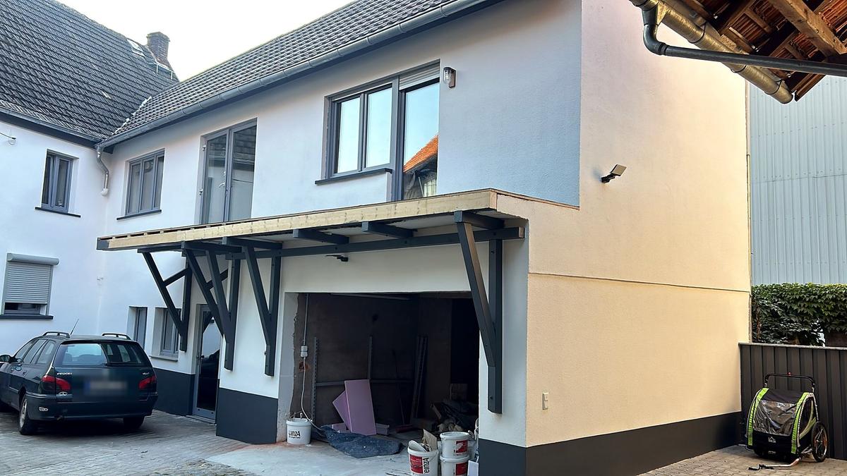Außen & Fassade nach der Sanierung – Mehrfamilienhaus – Komplettsanierung (Referenzprojekt in Deutschland)